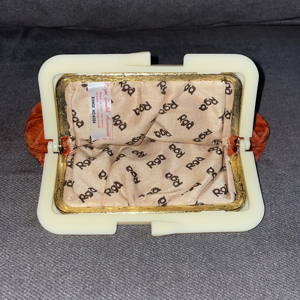 Vintage Rusty Orange velvet Coin purse. - Picture 5 of 5